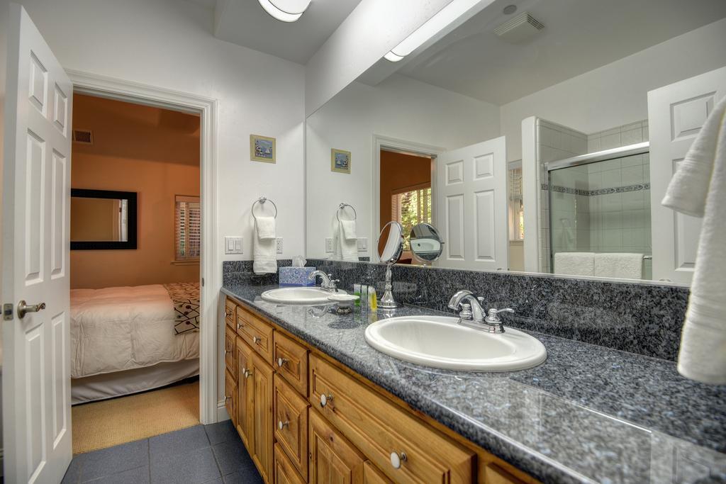 North Canyon Inn Bed & Breakfast Camino Room photo